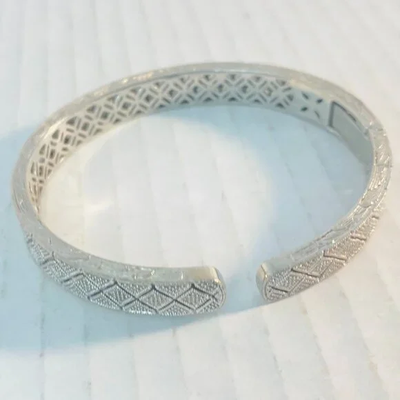 Beautiful Vintage Sterling Silver Geometric Cuff – Marked ISP 925 China - Picture 9 of 14